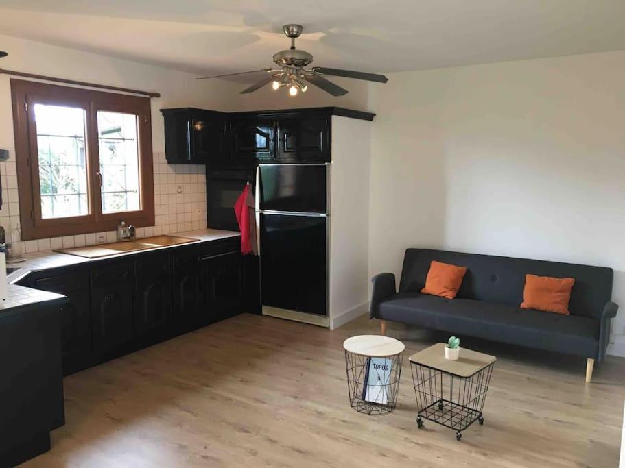 Appartement 55M2 En Beaujolais & Enedis A 15 Min Saint-Germain-Nuelles Luaran gambar