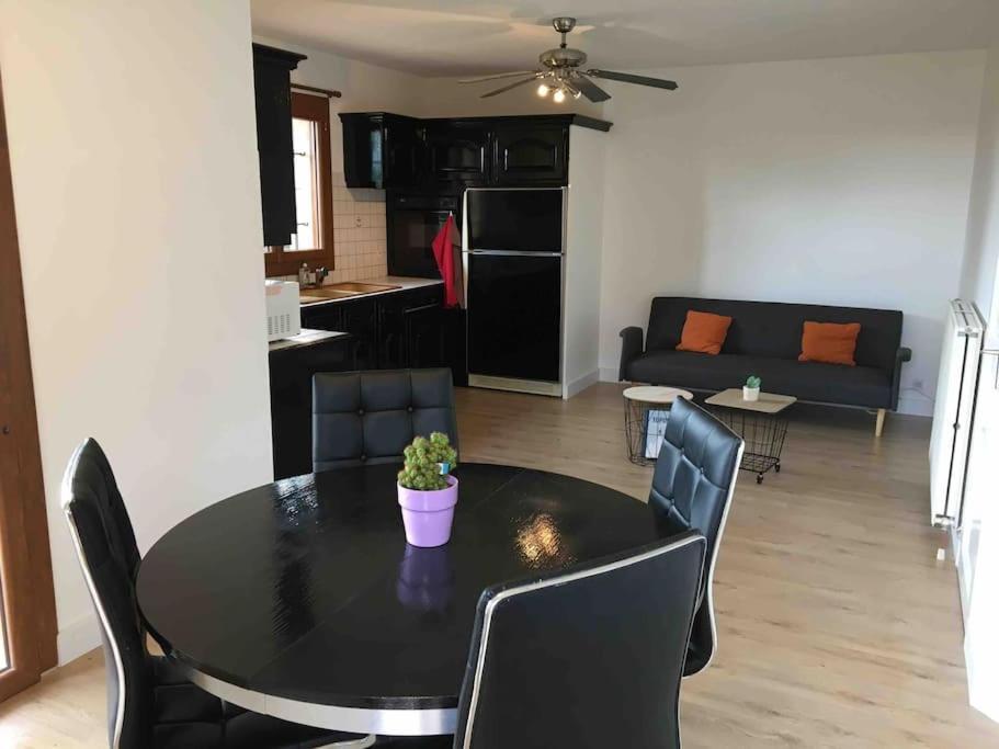 Appartement 55M2 En Beaujolais & Enedis A 15 Min Saint-Germain-Nuelles Luaran gambar